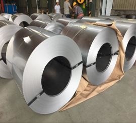 کویل های فولادی گالوانیزه Sgcc داغ Z275 برای ورق آهنی سقف های فلزی راه راه